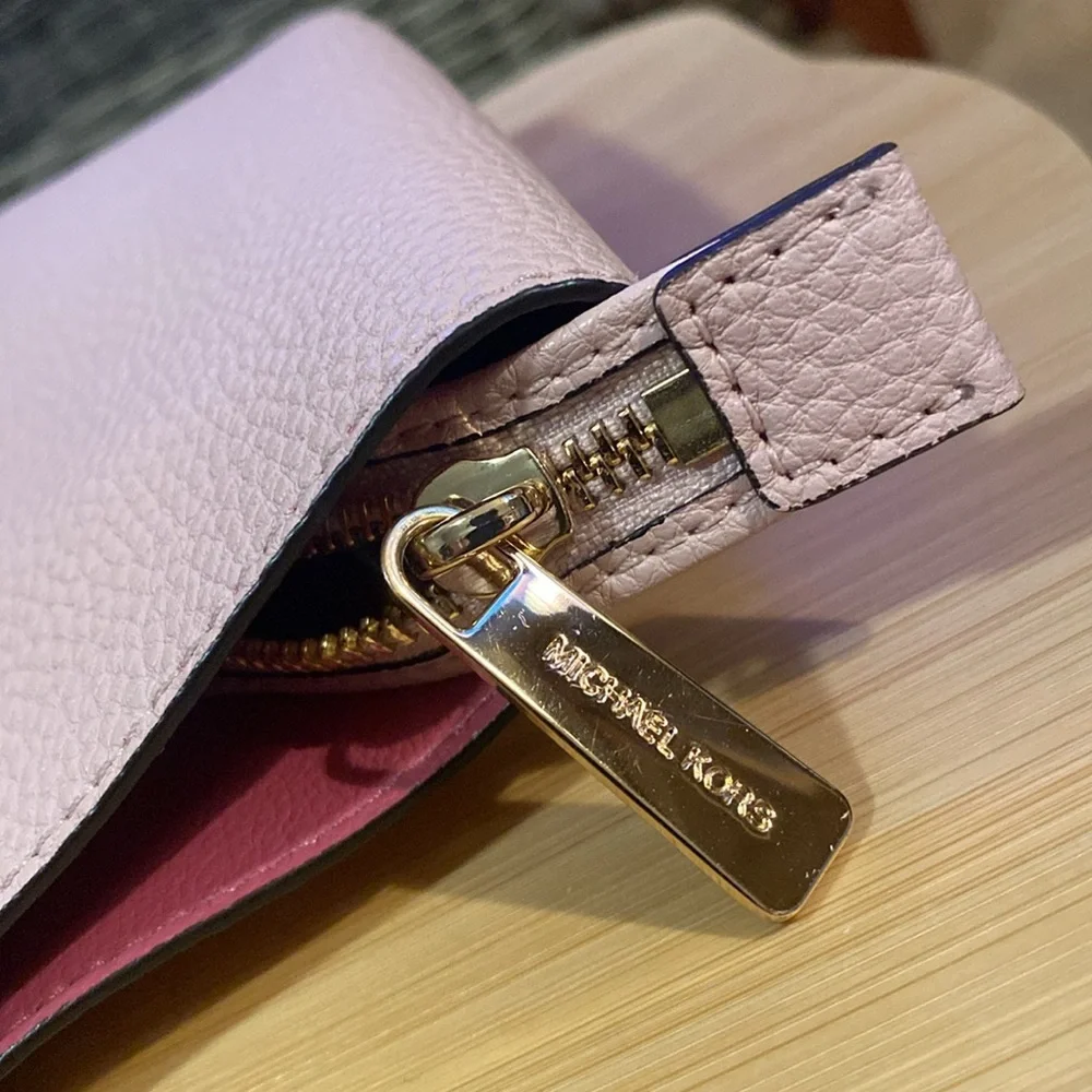 🩷Michael Kors🩷Colorblock💕Pale Pink w/ Dark Mauve💕Large Tote/Like New - Picture 6 of 15